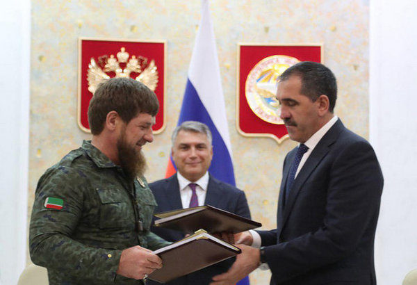 Главы Чечни и Ингушетии на подписании соглашения о границе