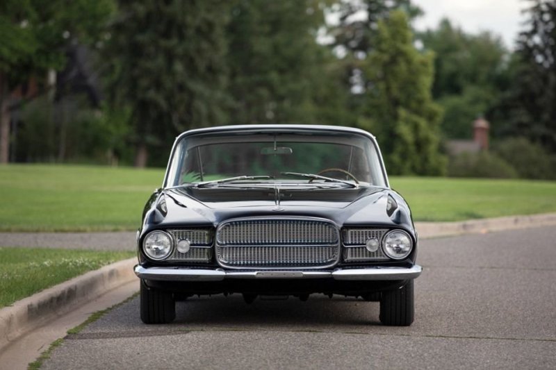 Dual-Ghia Convertible: автомобиль Френка Синатры и Рональда Рейгана Dual-Ghia Convertible: автомобиль Френка Синатры и Рональда Рейгана