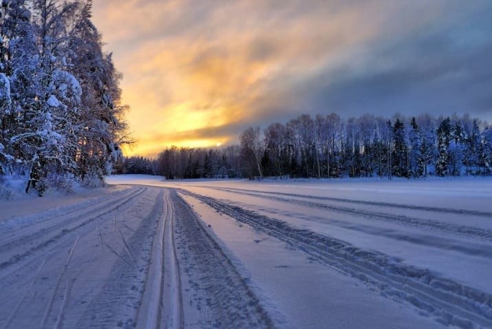 Если на финском озере нет проруби для купания, там обязательно найдется лыжня география, интересная страна, красота, куда поехать, независимость, праздник, туризм, финляндия