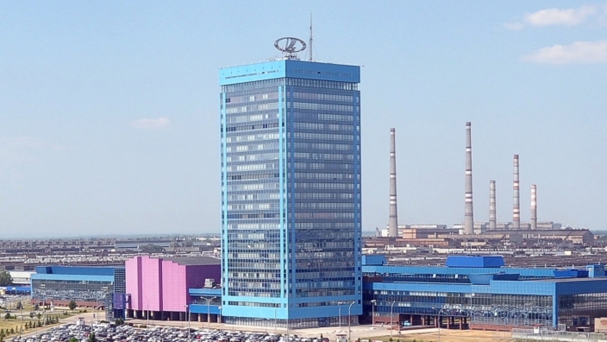 Сотрудники АвтоВАЗа получат по 5-8 тысяч рублей из-за вспышки COVID-19 в Малайзии