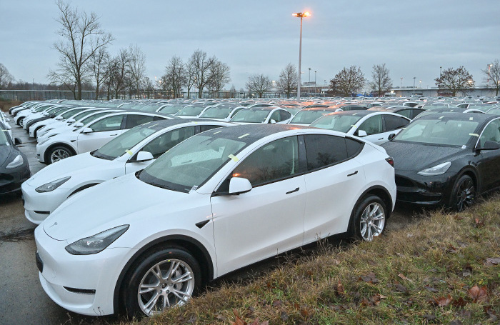 Исследование: самой продаваемой машиной в мире стал кроссовер Tesla Model Y