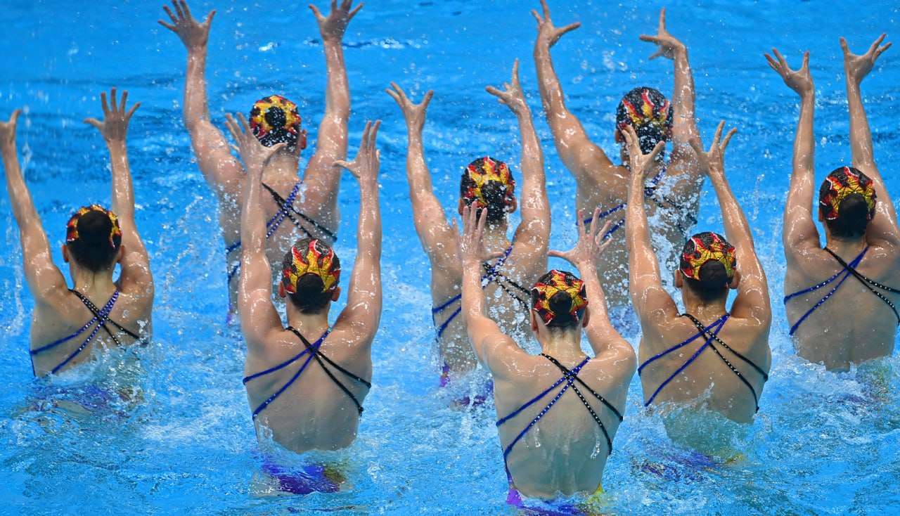 Synchronised swimming Barcelona 14 July 2003