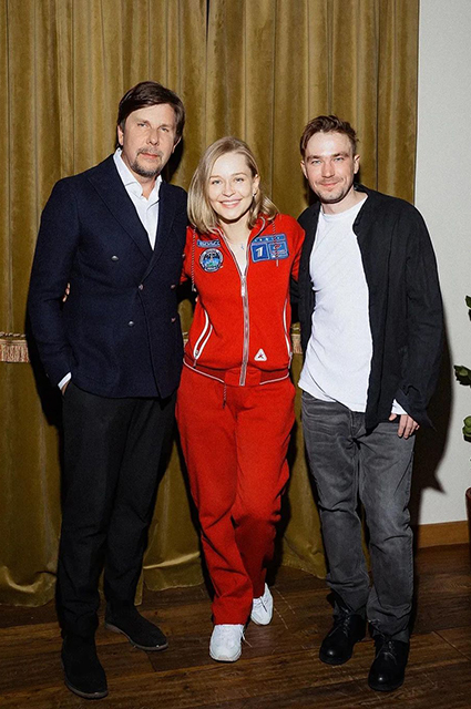 Юлия Пересильд и Клим Шипенко отпраздновали возвращение из космоса: Петров, Милославская и другие гости вечеринки Светская жизнь