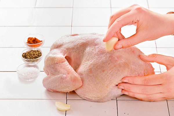 Фаршированная курица с зеленью: пошаговый рецепт Фаршированная курица с зеленью: пошаговый рецепт кулинария,мясные блюда