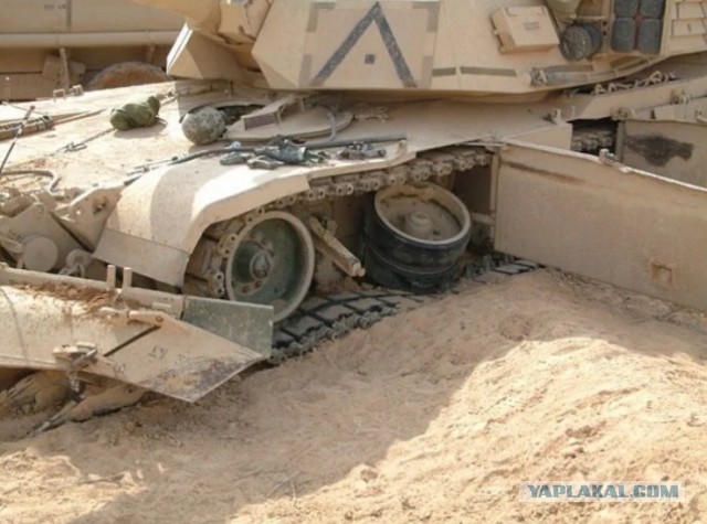 ...ушел только Т-72 ...ушел только Т-72 военная техника,ДТП,юмор