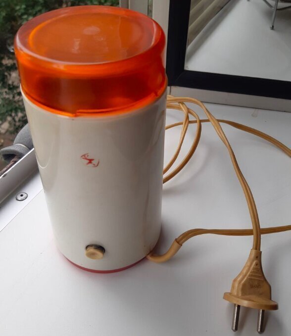 Дюжина предметов быта времен СССР Дюжина предметов быта времен СССР