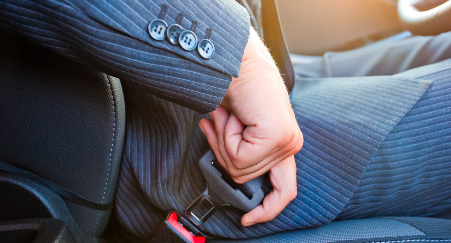 Ремень пристегнут, но все равно штрафуют: как не попасться на коварную уловку?