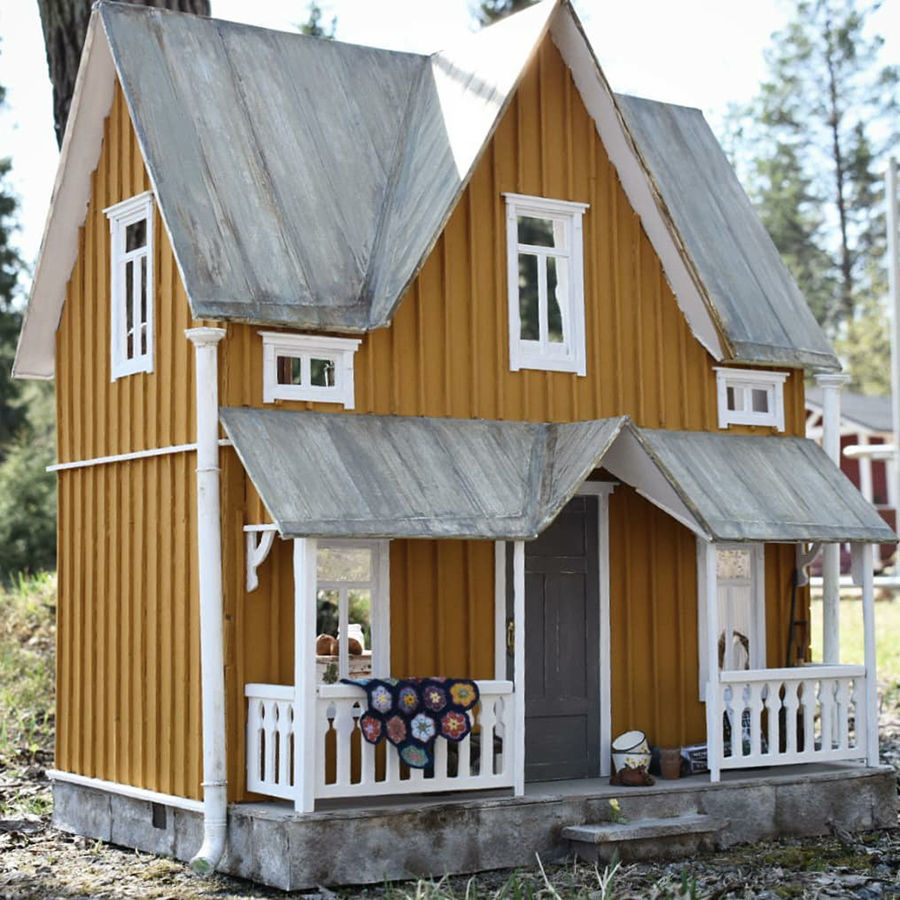 Финская художница создает дома мечты... в миниатюре кукольные, домах, потрясающе, просто, больше, некоторых, домик, Salla, пледомИли, всего, руками, созданы, цветок, каждый, кресло, каждое, здесь, деталей, проработка, поражает