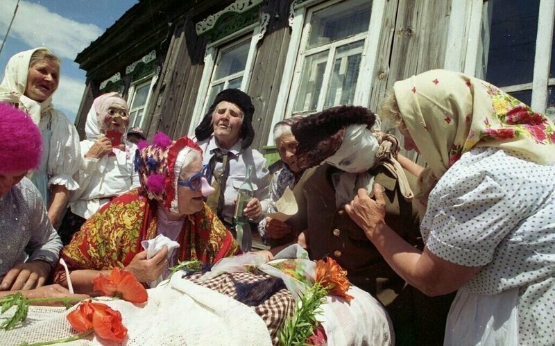 Девяностые в российской провинции Девяностые в российской провинции ретро,СССР