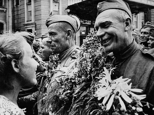 День Победы: как его праздновали в СССР 9 мая 1945 года 