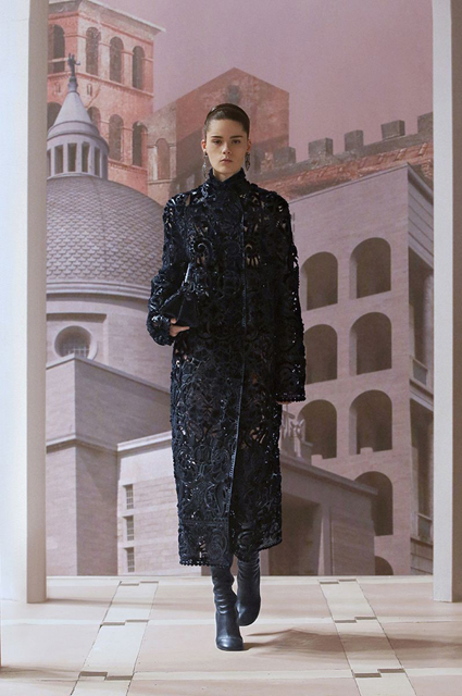 Неделя высокой моды: Кейт Мосс с дочерью, Паулина Поризкова, Кристи Тарлингтон в фильме-показе Fendi от Луки Гуаданьино Новости моды