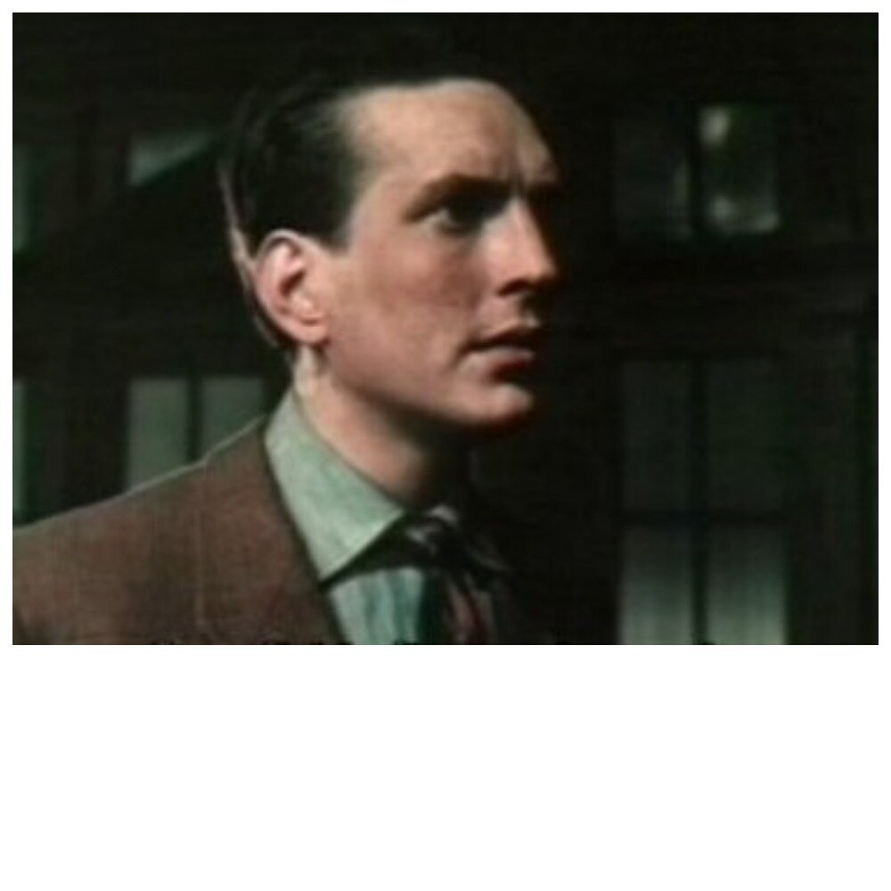 «Девочки, а вы случайно не ошиблись?», актер сыгравший робкого зрителя в «Джентльменах удачи» 