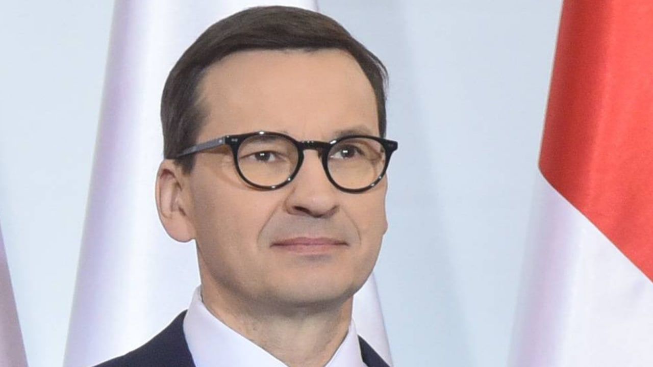 Премьер Польши Моравецкий признался, что у ЕС проблемы из-за антироссийских санкций Политика