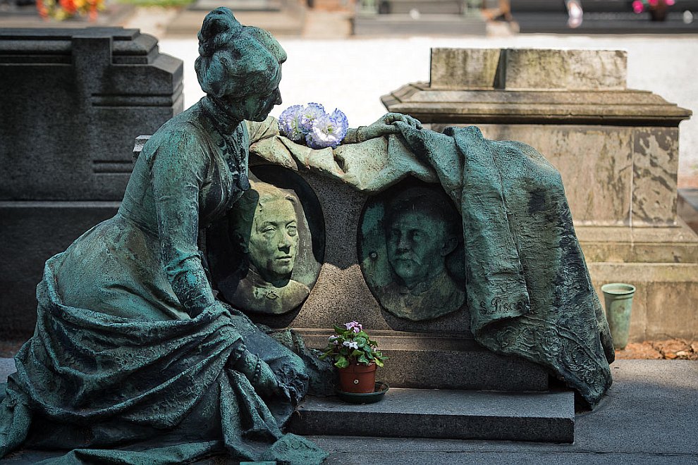 Прогулка по одному из самых красивых кладбищ в Европе Прогулка по одному из самых красивых кладбищ в Европе Европа