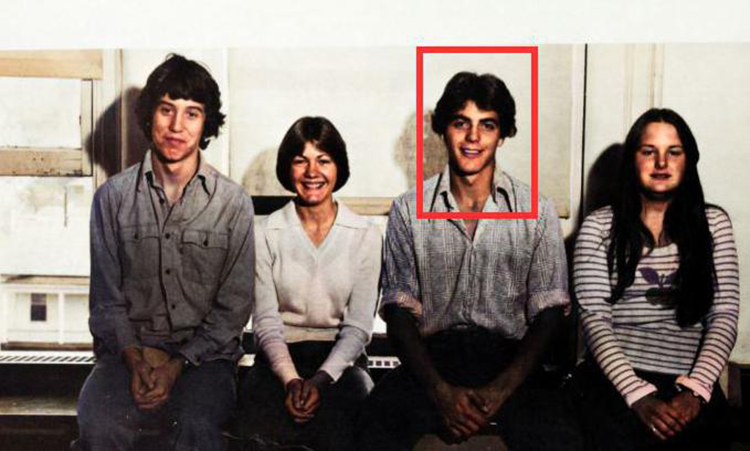 Как Джордж Клуни выглядел в школьные времена: в сети появились ранее не публиковавшиеся кадры Как Джордж Клуни выглядел в школьные времена: в сети появились ранее не публиковавшиеся кадры Звезды,Новости о звездах