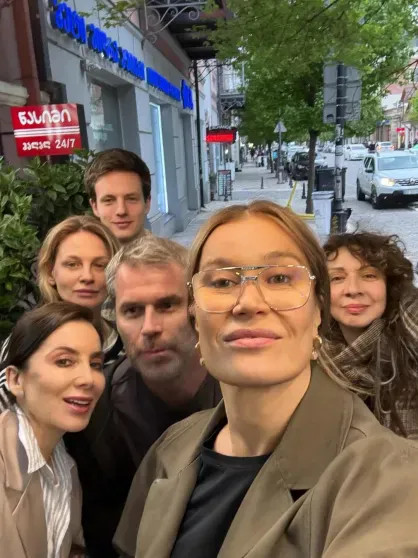 Актёр Вилле Хаапасало женился на возлюбленной, от которой ушёл 17 лет назад во время её беременности Хаапасало, Вилле, БаркалаиСвадьба, Баркалая, расстался, большом, рождения, месяц, Любовь, актёр, которой, Баркалаей, знает, Алёна, Хмельницкая, супругой, готов, Финский, такой, Вскоре