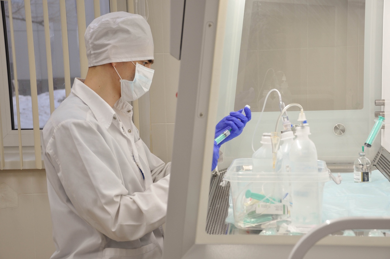 химиотерапевтическое отделение. химиотерапевтическое отделение онкологического диспансера. кабинет химиотерапии.