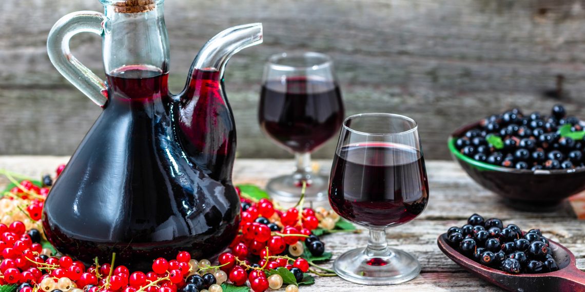 Как сделать вино из красной, чёрной или белой смородины в домашних условиях домашнее вино,кулинария,напитки