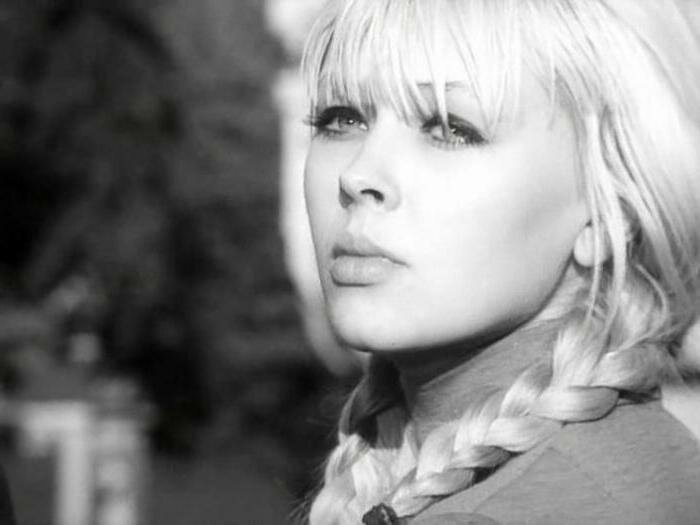 Ирина Азер: яркая жизнь, карьера и внезапное исчезновение с экранов Ирина Азер: яркая жизнь, карьера и внезапное исчезновение с экранов