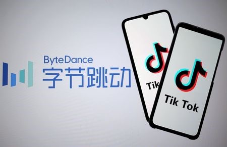 Логотипы TikTok и ByteDance, 27 ноября 2019 года. REUTERS/Dado Ruvic/Illustration/File Photo