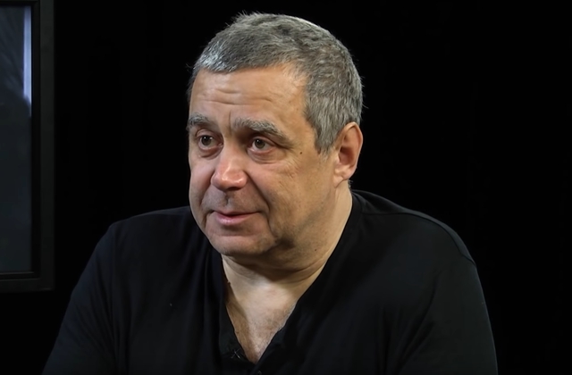 Умер журналист, издатель первого мужского журнала в России Игорь Свинаренко