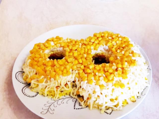 Салаты на 8 Марта – шесть вкусных рецептов Салаты на 8 Марта – шесть вкусных рецептов
