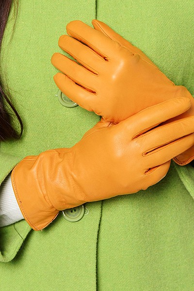 Лайковые перчатки: модели, фасоны, расцветки аксессуары