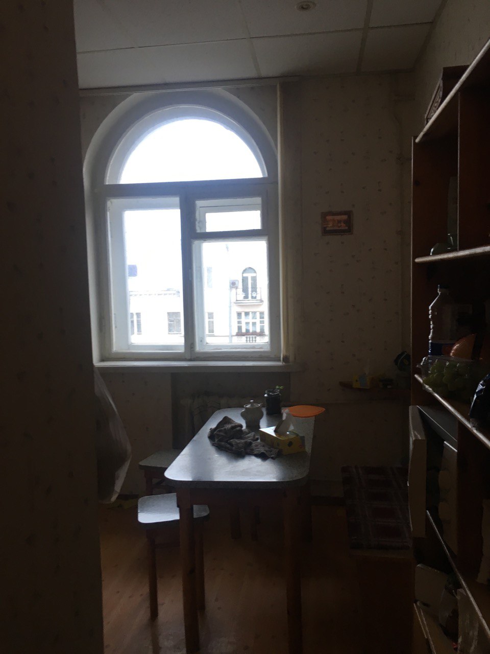 Квартиросъемка: дизайнеры переделали старую «сталинку» в Минске – и это просто вау! Тут даже санузел разделен на парадный и приватный дизайнеры, чтобы, пространство, входе, только, квартира, хранения, которые, использовали, дверь, кухни, большой, разных, можно, получилась, квартире, расположили, современное, шкафчиков, сиденья
