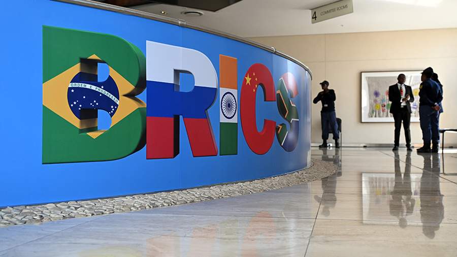 Бразилия заявила об обсуждении использования нацвалют для торговли в БРИКС