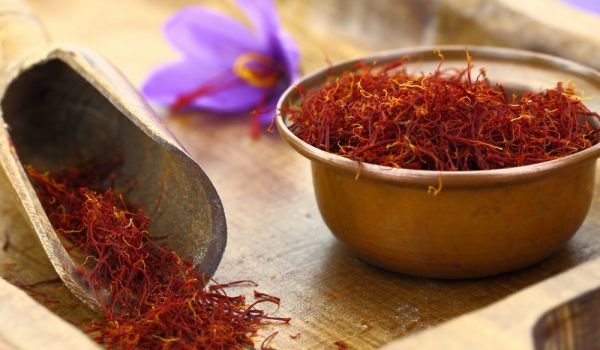 Какими специями заменяют шафран