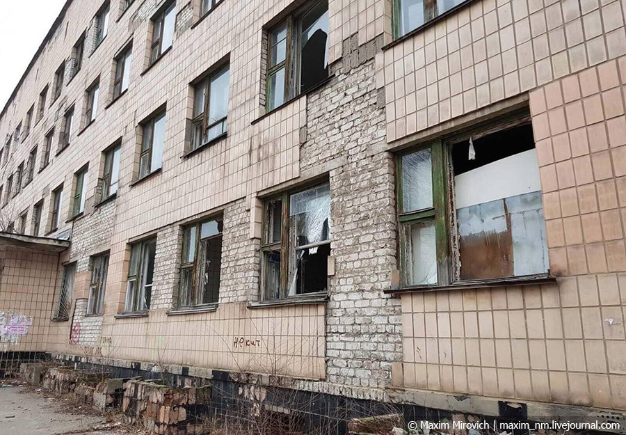 Как умирает Луганск. Луганск, можно, Луганске, город, которые, сейчас, больницы, много, луганской, людей, снимать, припятской, давно, Припять, мусора, больше, который, будет, маршрутки, городе