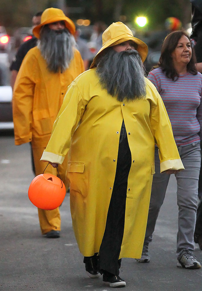 Melissa McCarthy and Sandra Bullock As Fishermen