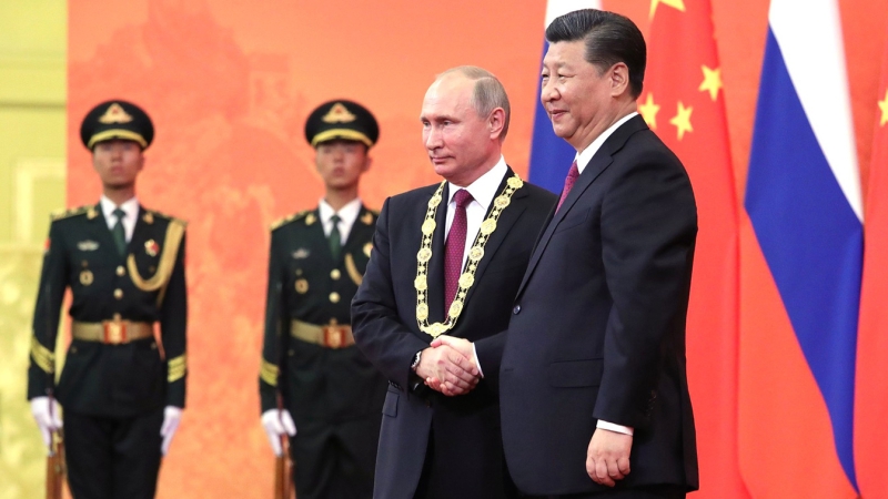 Путин и Си устроили демонстрацию силы в ответ на коронавирусный шантаж США