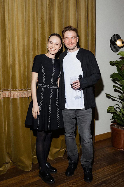 Юлия Пересильд и Клим Шипенко отпраздновали возвращение из космоса: Петров, Милославская и другие гости вечеринки Светская жизнь