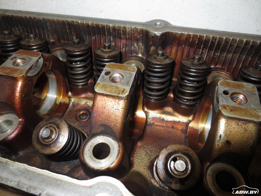 Симптомы предвещали замену маслосъемных колпачков, но легкой прогулки под капот не получилось автомобили,опыт эксплуатации