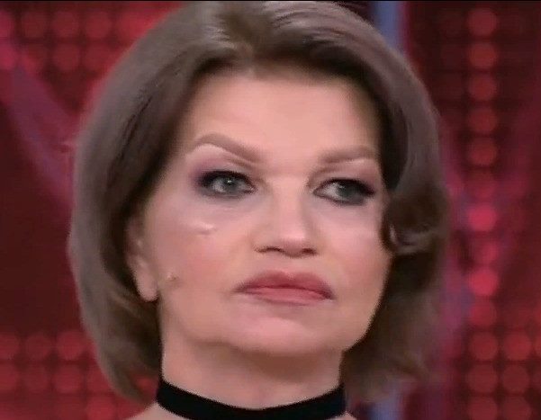 Известные жены, которые легли под нож пластического хирурга ради мужей Известные жены, которые легли под нож пластического хирурга ради мужей