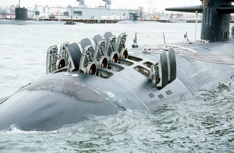Полноценные ЗРК на подводной лодке Полноценные ЗРК на подводной лодке оружие