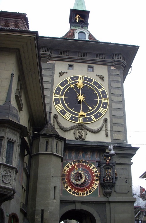 Астрономические часы на русских часовнях