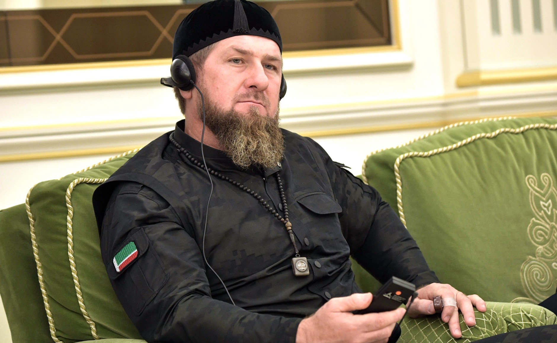 Мы против паранджи: Кадыров жёстко высказался о женской мусульманской одежде