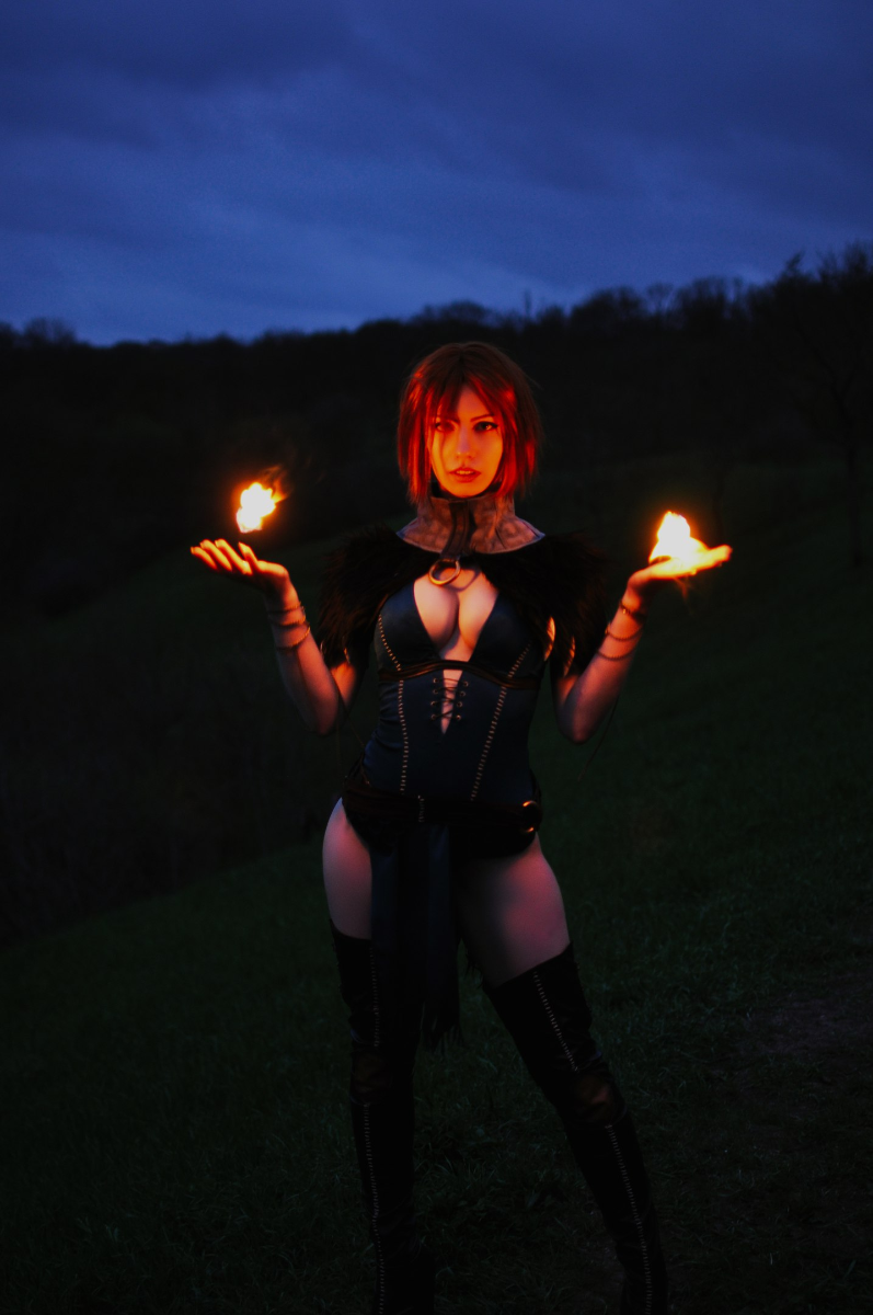 Косплей. Серый Страж - Героиня Ферелдена из Dragon Age: Начало Игры,косплей