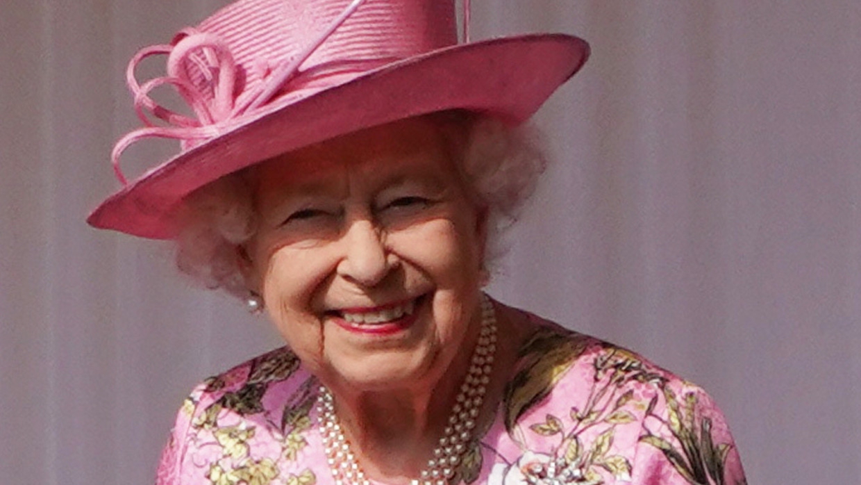 Елизавета II пожелала удачи национальной команде Англии в финале Евро-2020