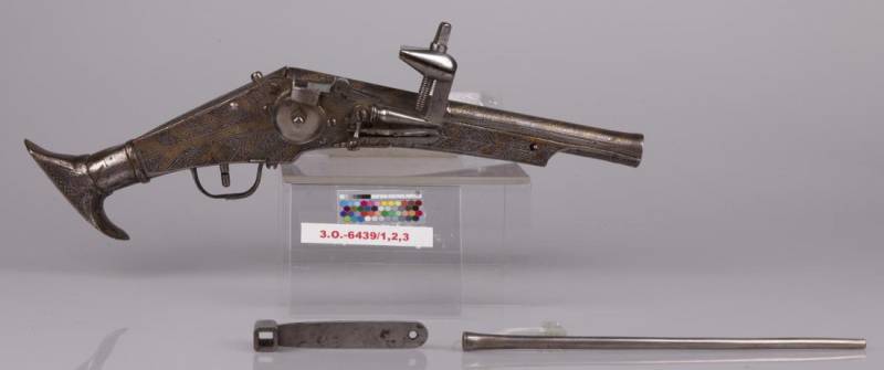 Оружейные новации и оружейные закупки XVII века Оружейные новации и оружейные закупки XVII века история,оружие