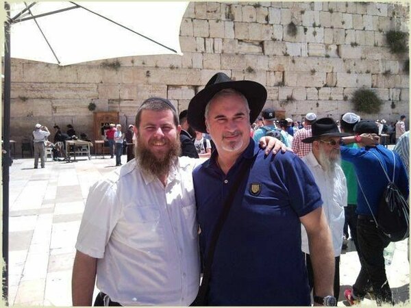 7 наших звезд-евреев, которые чтут традиции своего народа, стараясь не афишировать это 7 наших звезд-евреев, которые чтут традиции своего народа, стараясь не афишировать это