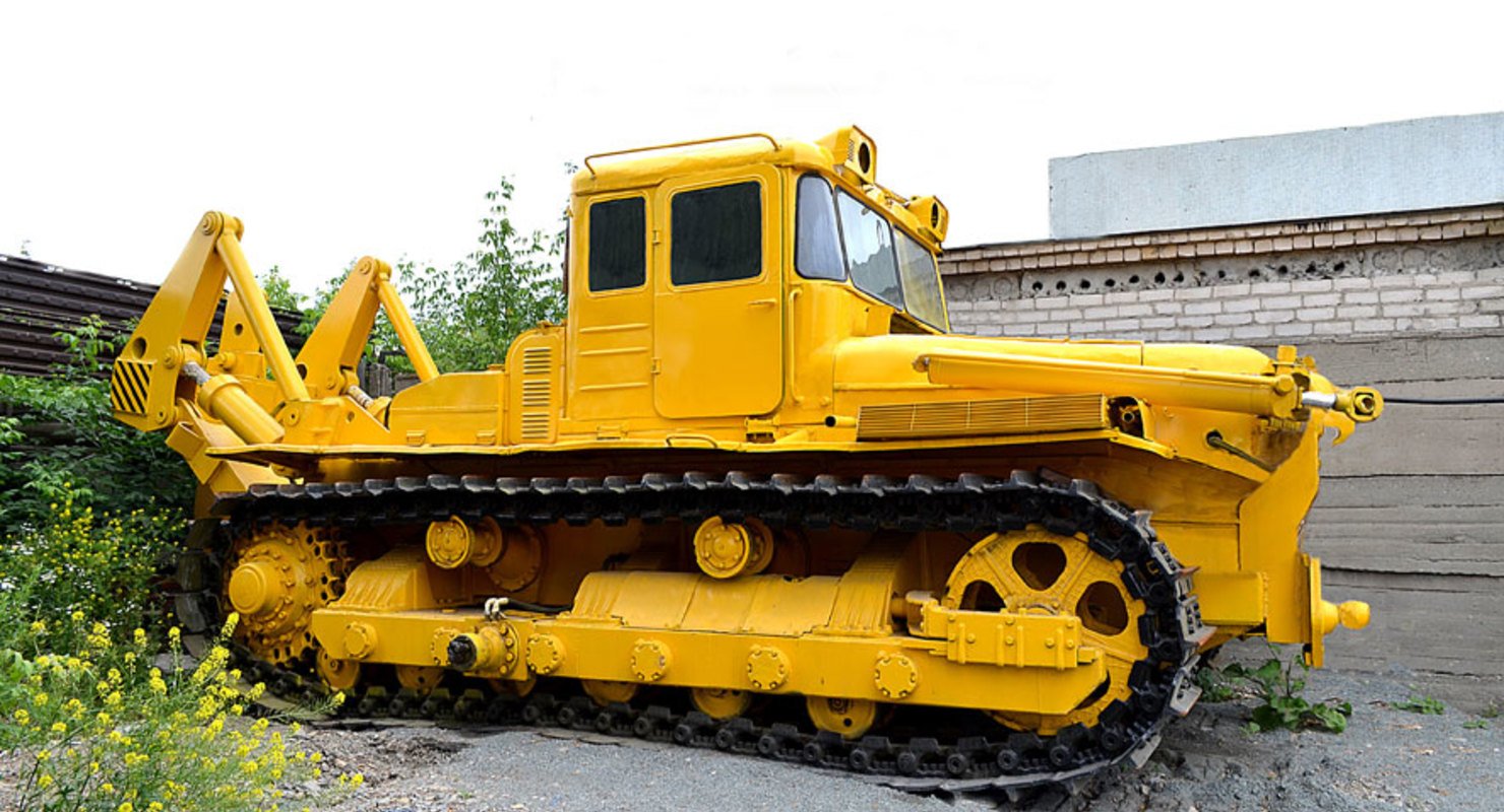 Уникальный советский трактор — ДЭТ-250