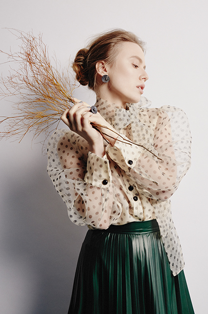 Главная деталь: выбираем аксессуары на любой вкус из новых лукбуков Главная деталь: выбираем аксессуары на любой вкус из новых лукбуков Лукбук