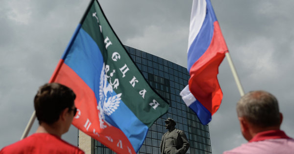 Россия отменит таможенные сборы на товары из ДНР и ЛНР — интеграция в РФ уже началась Россия отменит таможенные сборы на товары из ДНР и ЛНР — интеграция в РФ уже началась