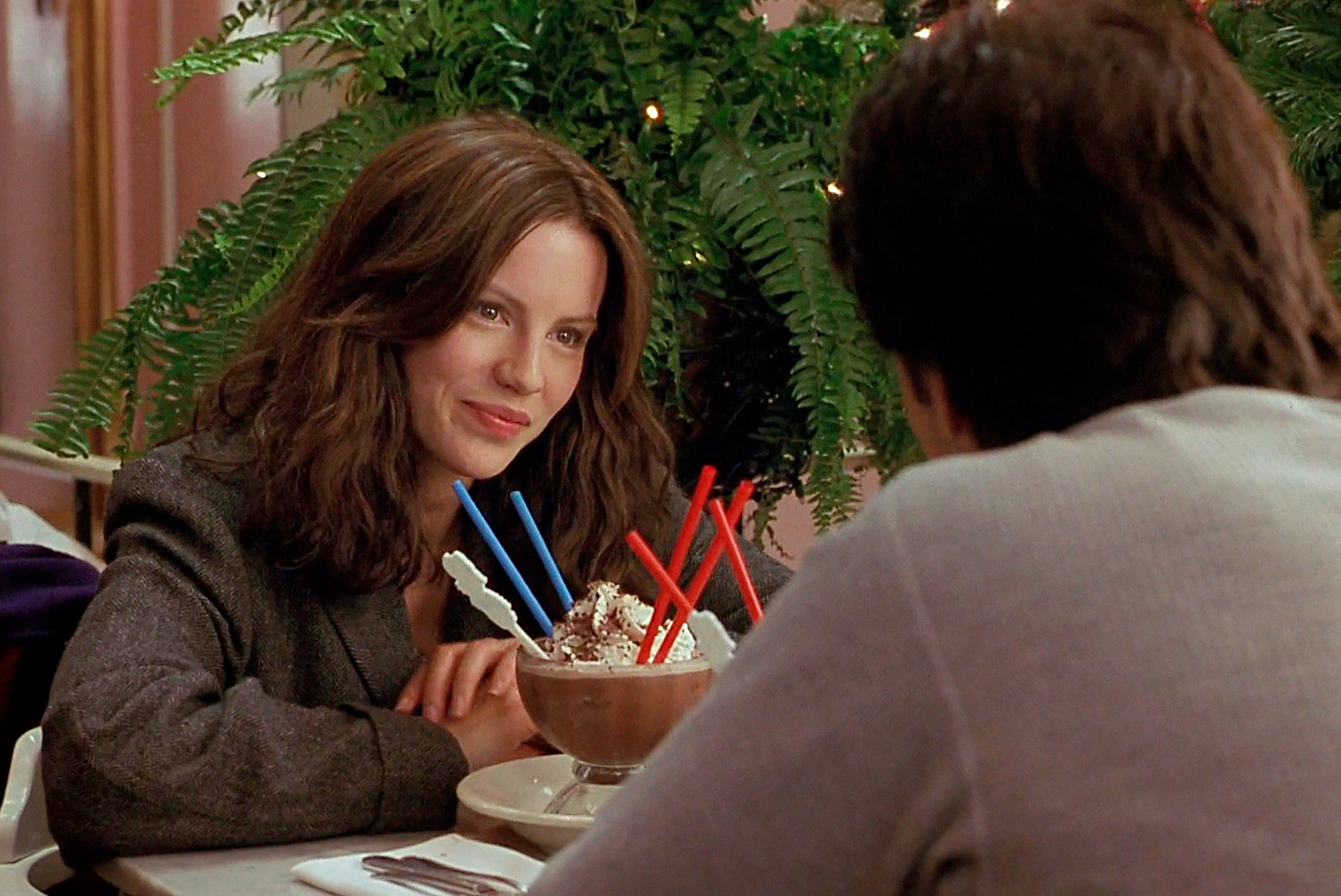 Новый год и каникулы как в кино: как повторить культовые образы 