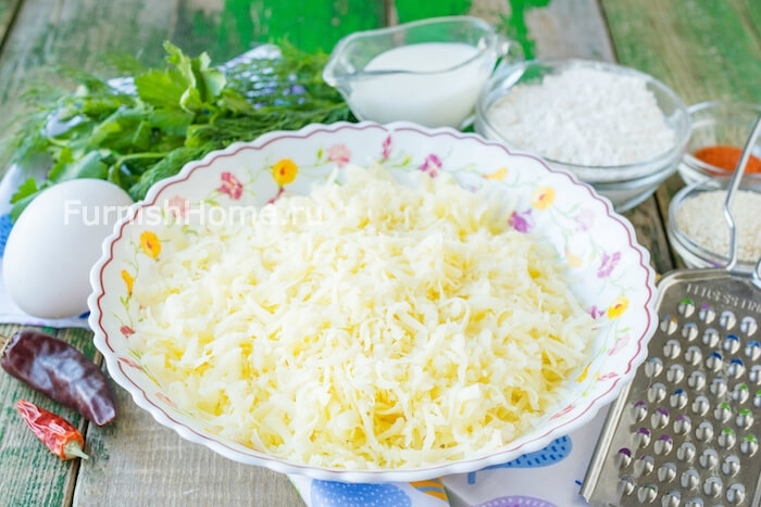 Слойки-улитки с сыром сулугуни и зеленью выпечка,кулинария