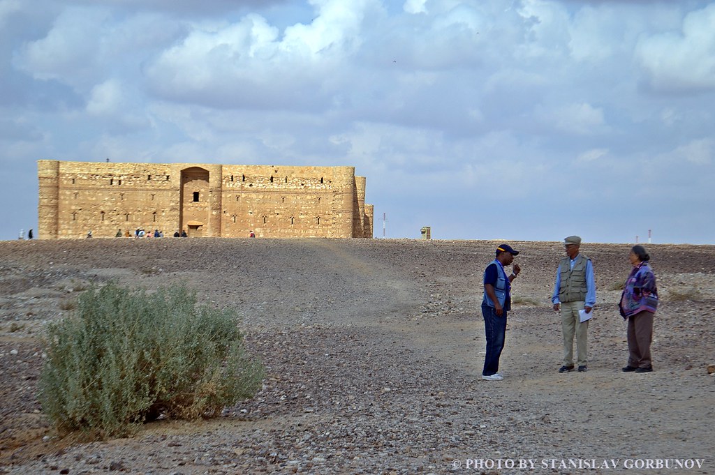 Чудеса в арабской пустыне - английские шпионы, голые бабы и замки из потустороннего мира Чудеса в арабской пустыне - английские шпионы, голые бабы и замки из потустороннего мира арабская пустыня,замки,Иордания,история,путешествие