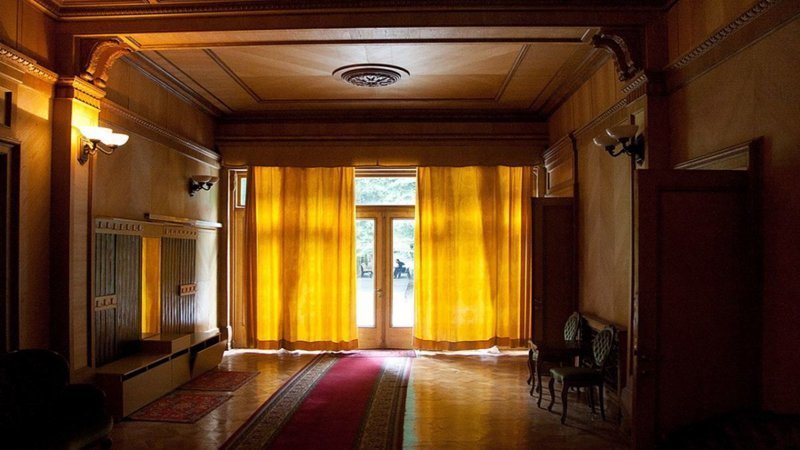 Дачи генсеков СССР: где шикарно от гос дел отдыхали советские вожди Дачи генсеков СССР: где шикарно от гос дел отдыхали советские вожди дача,история,отдых,ссср